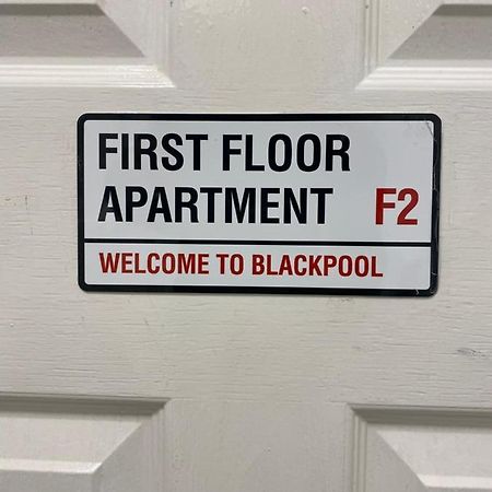Ali'S Holiday Apartments F2 Blackpool Exterior photo